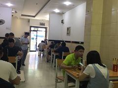 大堂-老游独一佳湘菜馆(高新四路店)