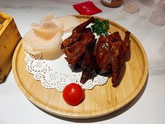 秘制脆皮乳鸽-避风塘·金牌店·夜宵(金玉兰店)