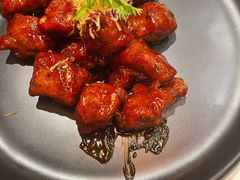 红酒泡沫牛仔粒-荟廷·晶萃(陆家嘴尚悦湾店)