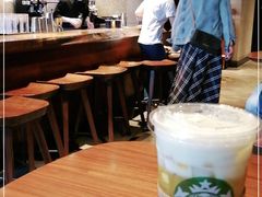 -星巴克臻选(北京嘉里中心第二店)