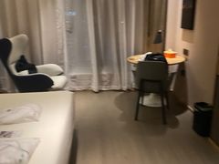 -广州高铁南站亚朵酒店