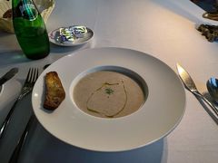 野生牛肝菌蘑菇汤佐黑松露油-马克西姆餐厅(崇文门店)