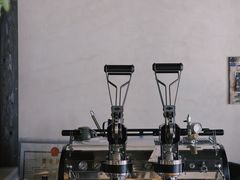 -Metal hands·铁手咖啡