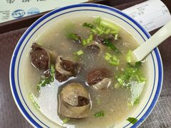 -卢聪艺小吃店(阳翟总店)