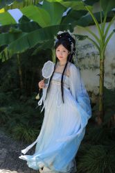 -一揽芳华汉服旗袍体验馆(拙政园店)