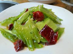 -安诚居干锅鸭头(八角店)
