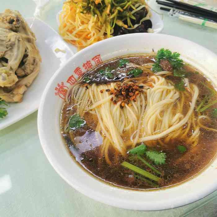 四季抻面馆(太原街店)-"饿着肚子逛完食品城,看到作为沈阳必吃的四.