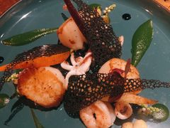 香煎扇贝配迷你混合海鲜-AZUL by FUEL蓝色·法式酒馆(琶醍店)