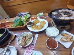 -百年石锅饭·朝鲜族传统民餐