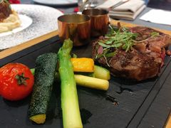 -YUE·6·西式融合餐厅(外滩六号店)