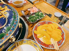 -毛辣果·贵州红酸汤牛肉火锅(西单店)