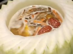 -得意咚瓜·顺德鱼生·冬瓜火锅(深圳首店)