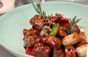 Fresh Sichuan Pepper Pan-Seared Beef Cubes