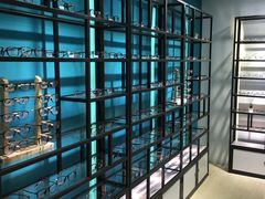 -Trend1881视光·蔡司视觉(领展广场店)