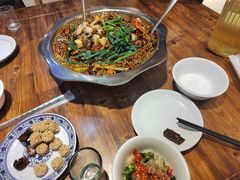 -乡土特色.冷锅鱼.牦牛肉汤锅