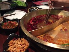 -重庆爽翻天老火锅(临平万达广场店)