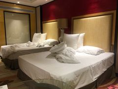 -永恒朗悦酒店(广西大学地铁站大学东路万达广场店)