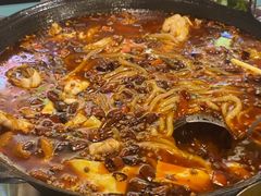-鸿顺老铁锅美蛙鱼府(解放碑店)