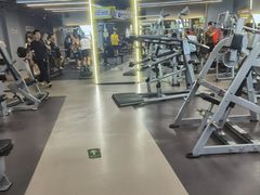 -超鹿运动(五四路恒力城店)