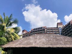 -三亚湾海居铂尔曼度假酒店