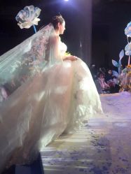 点击看大图 -MANLI BRIDAL婚纱