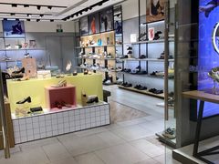 -BeLLE 百丽(上海月星环球港店)