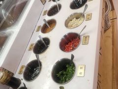 -官塘陈记鱼生·潮汕砂锅粥·牛肉火锅(潮枫路总店)