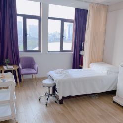 -海豚湾高端月子会所(黄浦店)