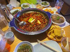 -何师傅美蛙鱼头(汉街店)
