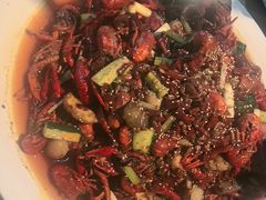 -临界音乐酒馆·小龙虾·江湖菜(华熙LIVE·鱼洞店)