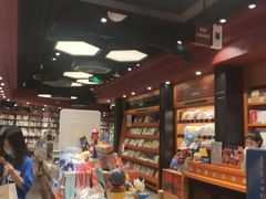 -西西弗书店(城西银泰城店)