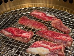 -铭牛烧肉·和牛海鲜自助(高新月牙湖店)
