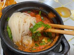 -李记特色罐罐米线(重庆中环大厦店)