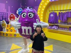 -m豆巧克力世界(上海世茂广场店)