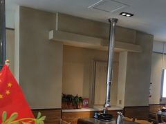 -合易泓烤肉•首创生椰大油边(宁山路店)