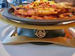 -鸣记脆皮烤鱼·海鲜烤鱼(三八广场店)
