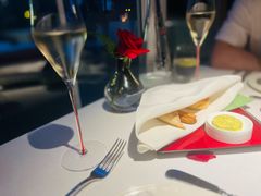 -弦月窗LUNETTE BY AMANDA(复兴路店)