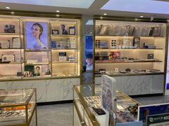 -世纪大明眼镜·林德伯格·蔡司官方授权店(武昌旗舰店)