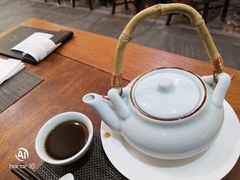 何首乌茶-大佛寺高级素食自助餐厅