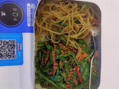 -石笨笨·盖浇饭大王(MOMOPARK店)