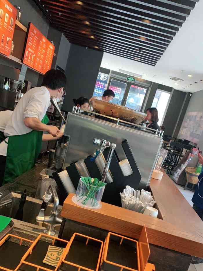 星巴克(杭州丁兰广场店)