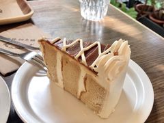 焦糖糯米蛋糕-野路甜点铺(松柏路店)