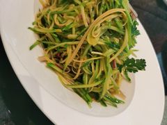 -麒麟华膳汇(飞泷商务大厦店)