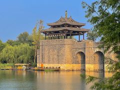 -茅山东方盐湖城景区