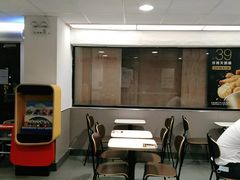 -麦当劳(中唱大厦店)