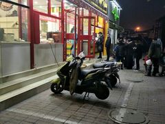 门面-黑孩油栗皇(南阳路店)