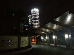 -上海市位育初级中学