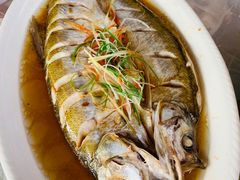 -七的湖·晚芳亭·阳澄湖农家菜·大闸蟹(莲花岛店)