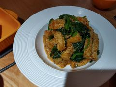 菠菜拌面筋-谷丽麦馕新疆菜·清真(步步高梅溪新天地店)