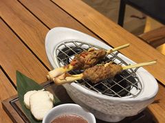 -三亚艾迪逊酒店·海滩烧烤 BARBACOA·现场乐队·浪漫晚餐·烧烤海鲜